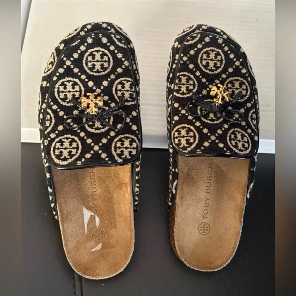 TORY BURCH
Embellished printed jacquard slippers - Picture 2 of 11